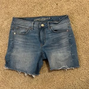 American Eagle Super Stretch Mid Length Shorts